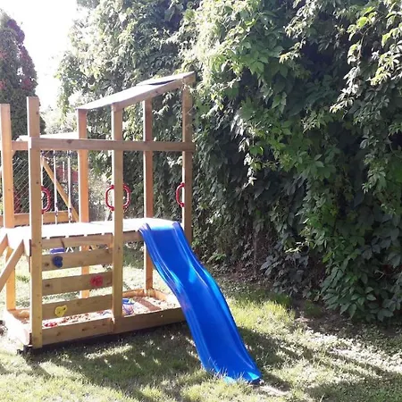 In 40806 * Balatonmáriafürdő