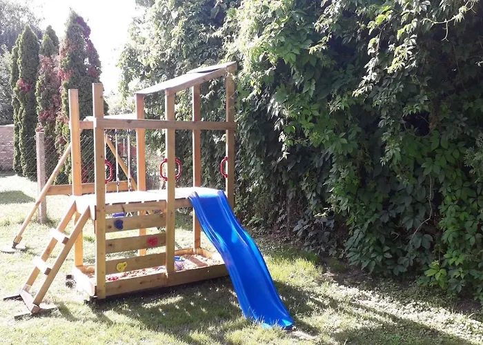 In 40806 * Balatonmáriafürdő